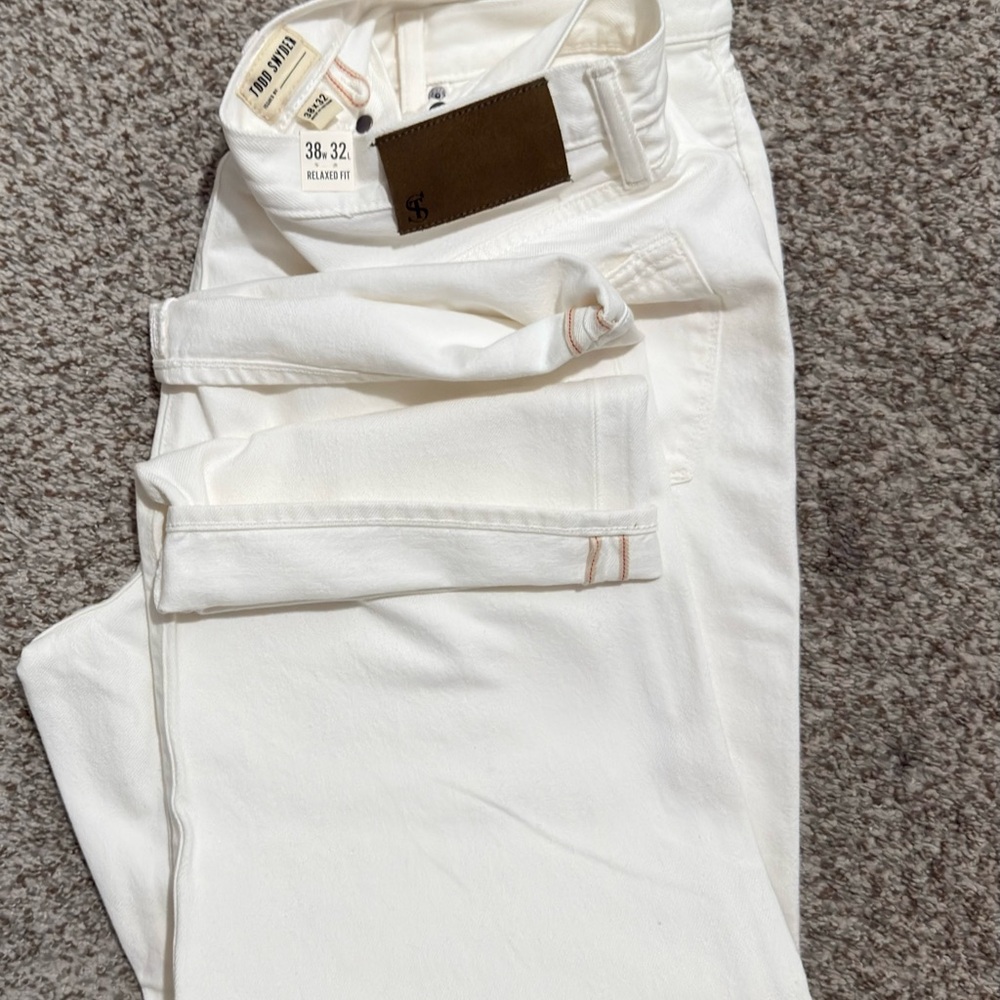 Todd Snyder White Relaxed Fit Selvaged Denim Jeans size 38/32 12.5 OZ cotton